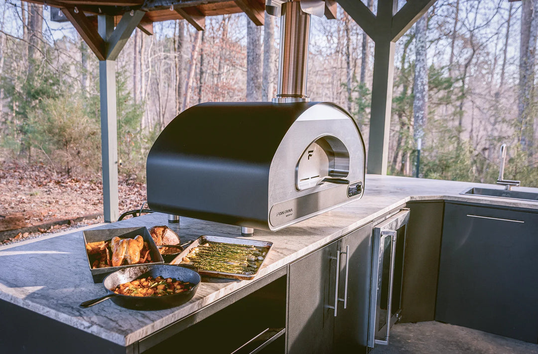 Outdoor Kitchens for Year-Round Entertaining