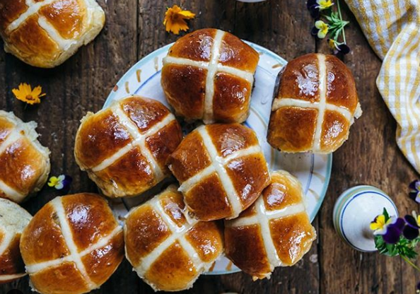 hot cross buns