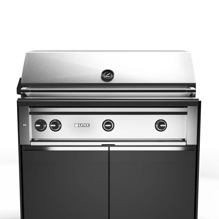 Lynx PROFESSIONAL Built-In Grill