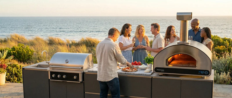 Ember Outdoor modular kitchen - Group of people around a pizza oven